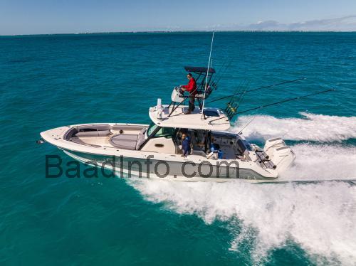 Boston Whaler Outrage tekniske specifikationer og anmeldelser